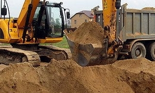 Выкопать яму экскаватором в Ивантеевке от 950 руб. - ИП Садыков В. Р.