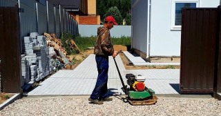 Устройство въезда на участок Ивантеевка, цена от 51686 руб.